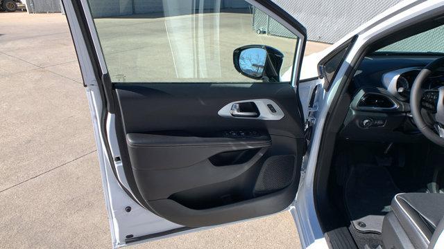 new 2026 Chrysler Pacifica car, priced at $53,354