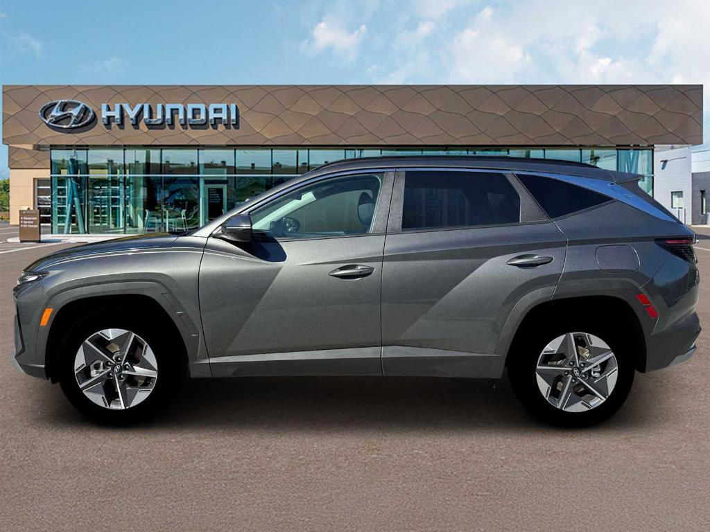 new 2026 Hyundai TUCSON Hybrid car, priced at $37,463