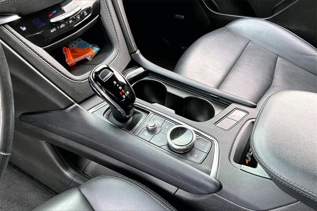 used 2023 Cadillac XT5 car, priced at $30,773