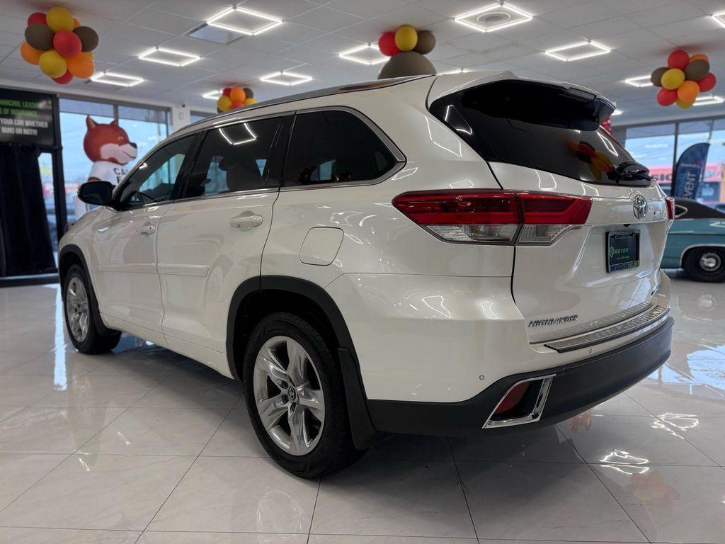 used 2018 Toyota Highlander car, priced at $24,595