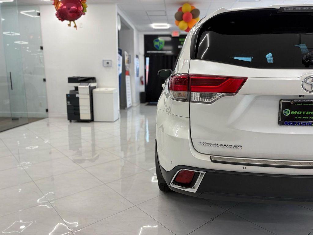 used 2018 Toyota Highlander car, priced at $24,595