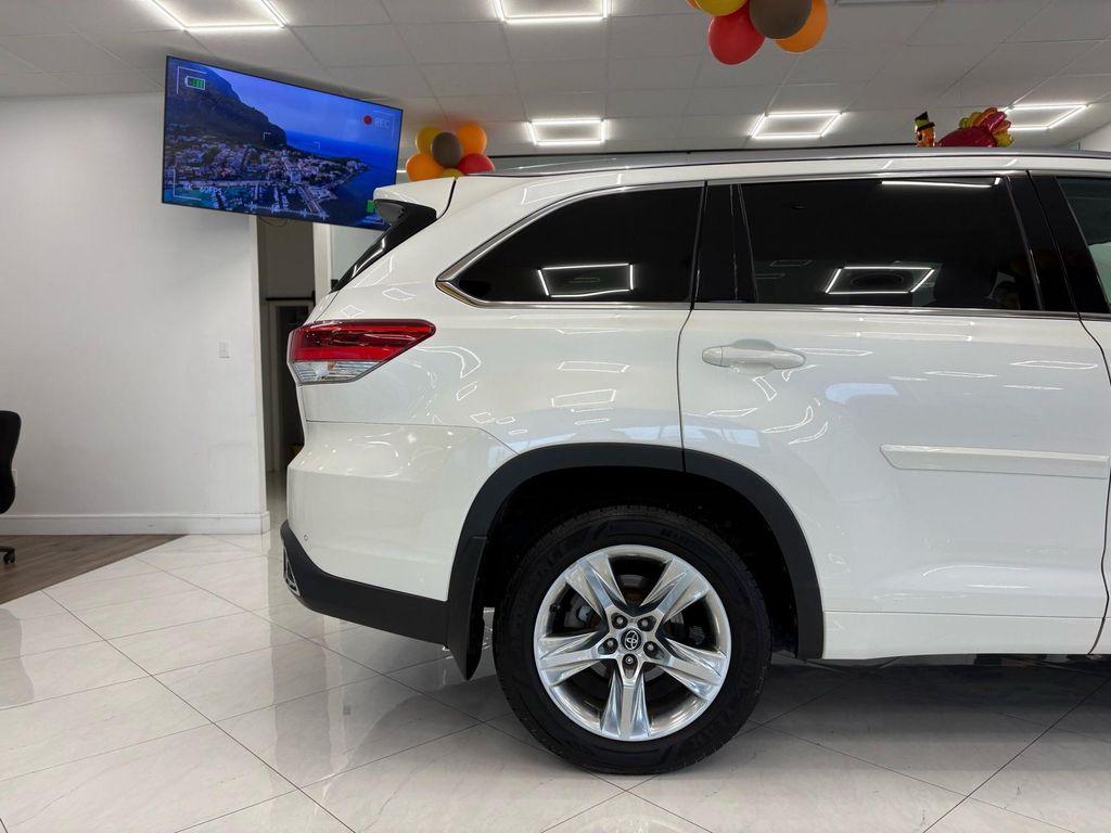 used 2018 Toyota Highlander car, priced at $24,595