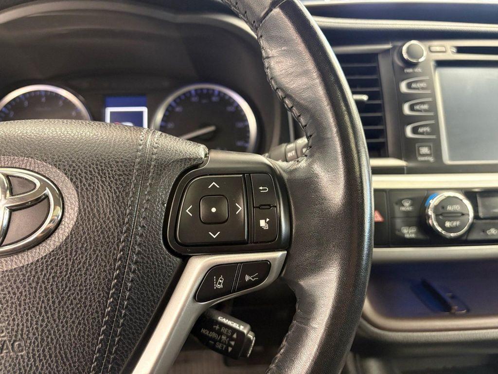 used 2018 Toyota Highlander car, priced at $24,595