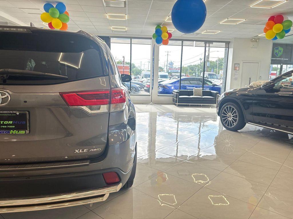 used 2017 Toyota Highlander car, priced at $25,995