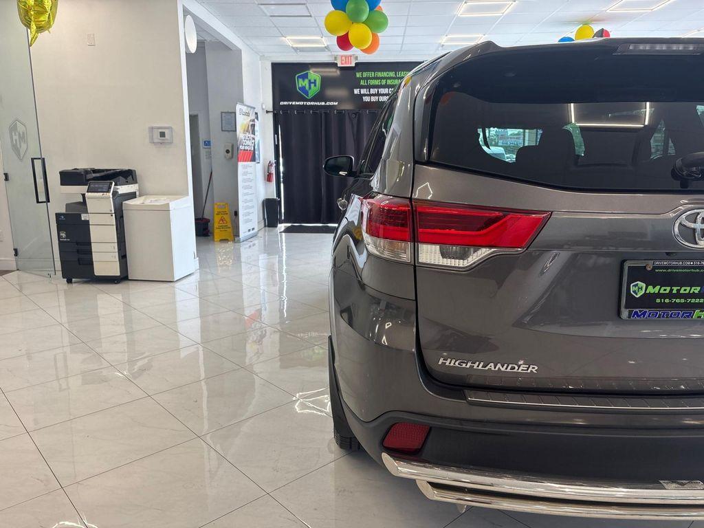 used 2017 Toyota Highlander car, priced at $25,995