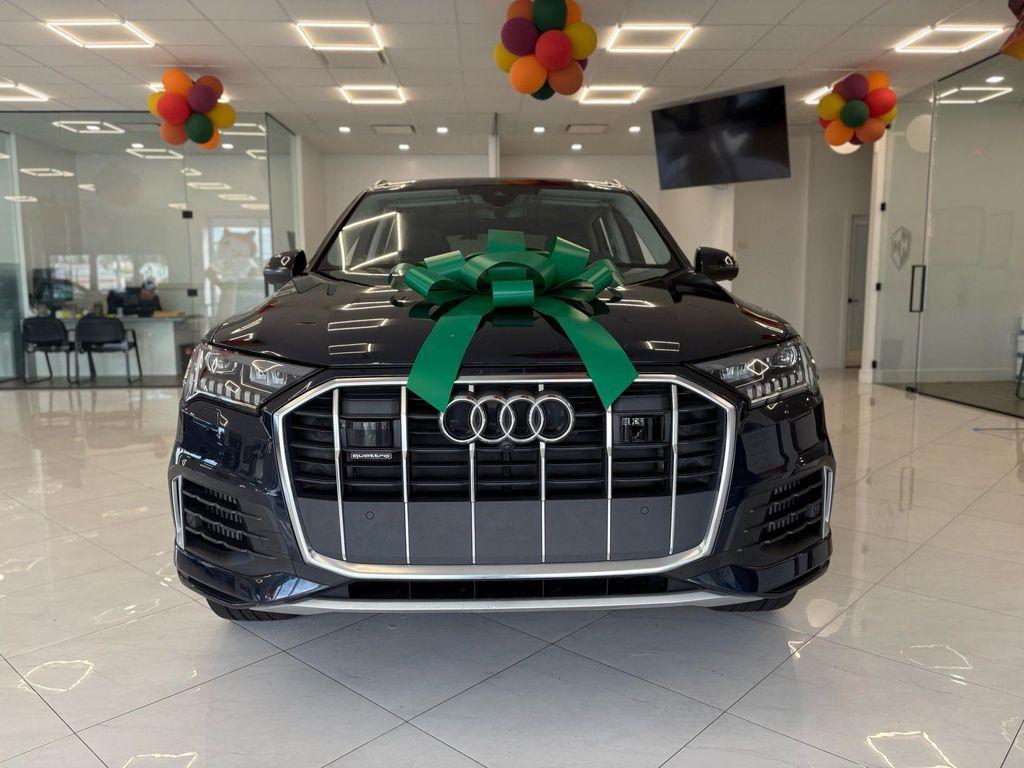 used 2024 Audi Q7 car, priced at $39,395
