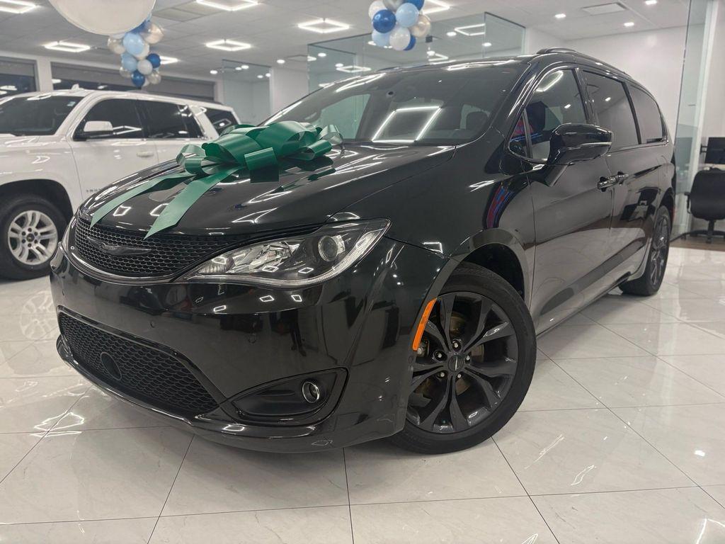 used 2018 Chrysler Pacifica car, priced at $18,195