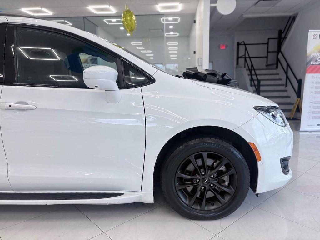 used 2020 Chrysler Pacifica car, priced at $24,995