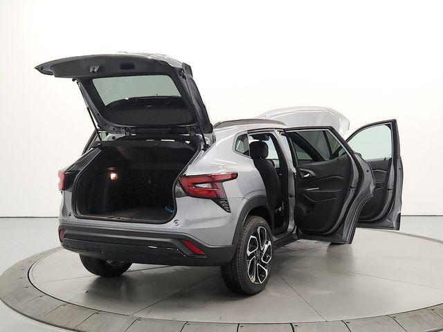 new 2026 Chevrolet Trax car, priced at $26,131
