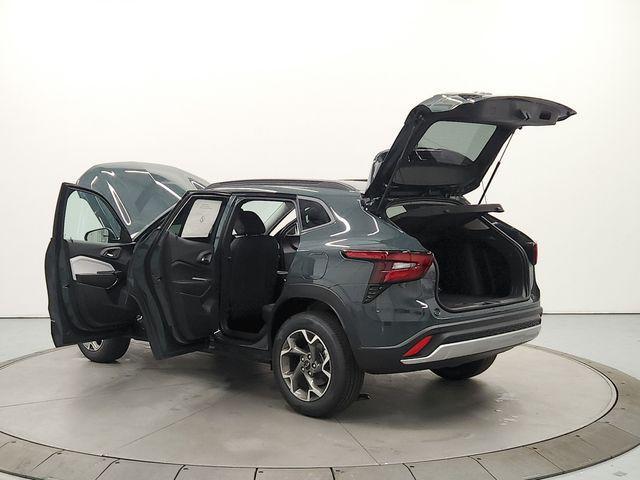 new 2026 Chevrolet Trax car, priced at $25,921