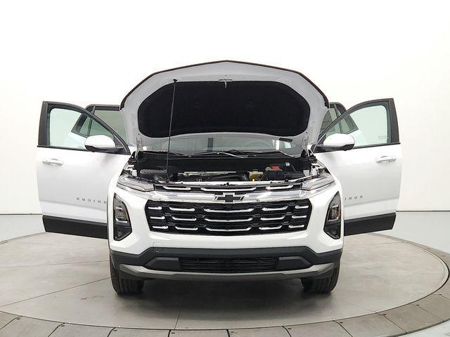 new 2026 Chevrolet Equinox car, priced at $32,714