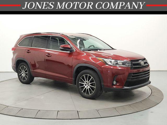 used 2017 Toyota Highlander car, priced at $19,998