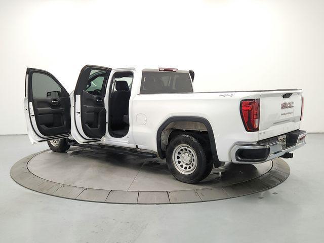 used 2021 GMC Sierra 1500 car, priced at $28,155