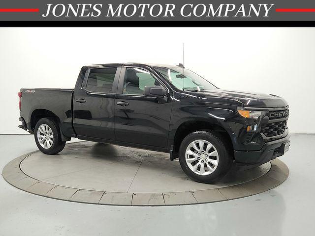 used 2022 Chevrolet Silverado 1500 car, priced at $33,201