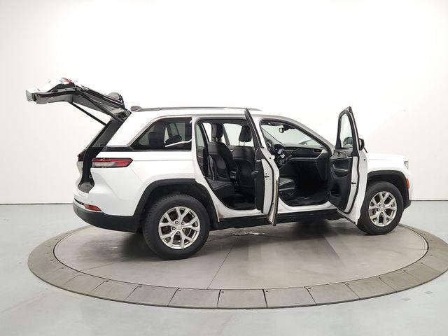 used 2023 Jeep Grand Cherokee car