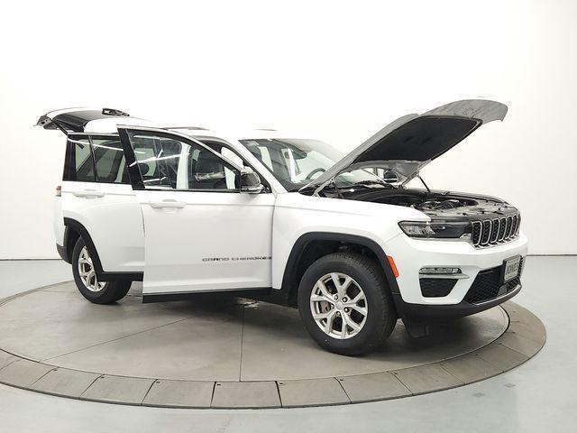 used 2023 Jeep Grand Cherokee car