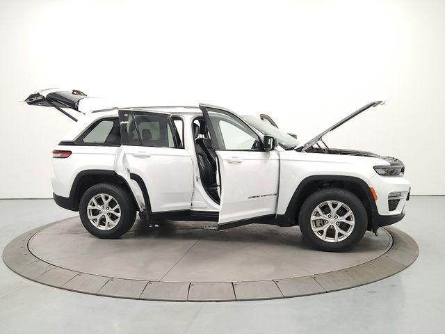 used 2023 Jeep Grand Cherokee car