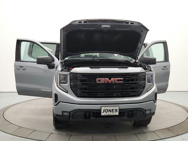 used 2023 GMC Sierra 1500 car, priced at $43,636