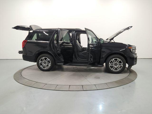 used 2025 Ford Expedition car, priced at $57,545