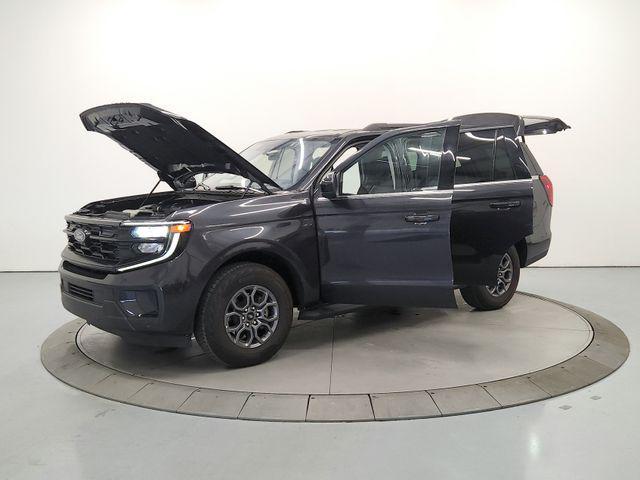 used 2025 Ford Expedition car, priced at $52,541