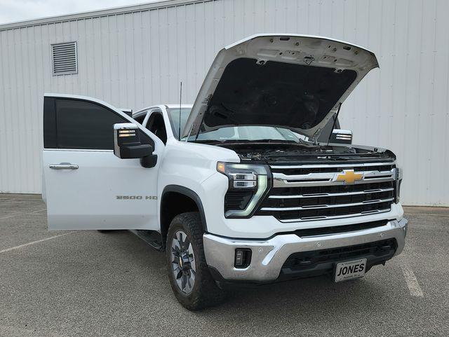 used 2025 Chevrolet Silverado 2500 car, priced at $63,144