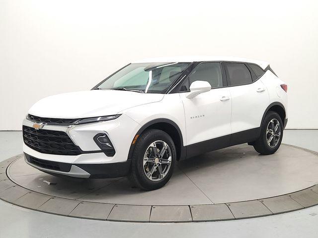used 2025 Chevrolet Blazer car, priced at $29,474