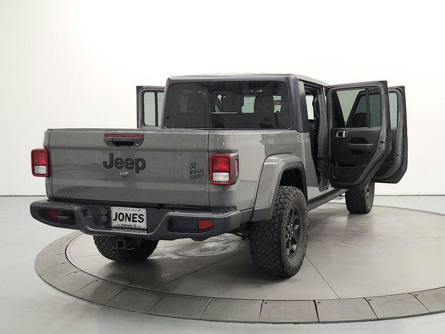 used 2023 Jeep Gladiator car, priced at $31,372
