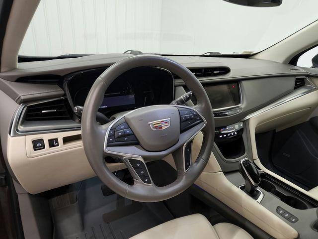 used 2017 Cadillac XT5 car, priced at $14,590