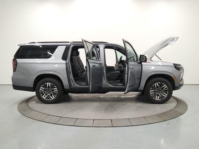 used 2025 Chevrolet Suburban car, priced at $62,267