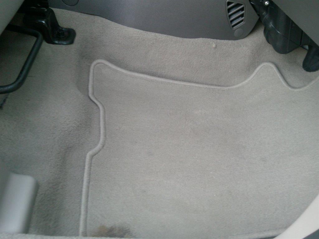 used 2010 Ford Focus car, priced at $7,995