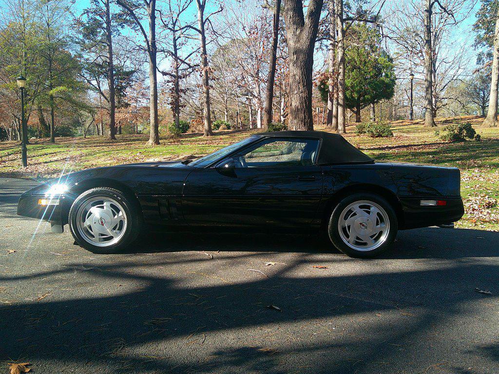 used 1989 Chevrolet Corvette car, priced at $15,000