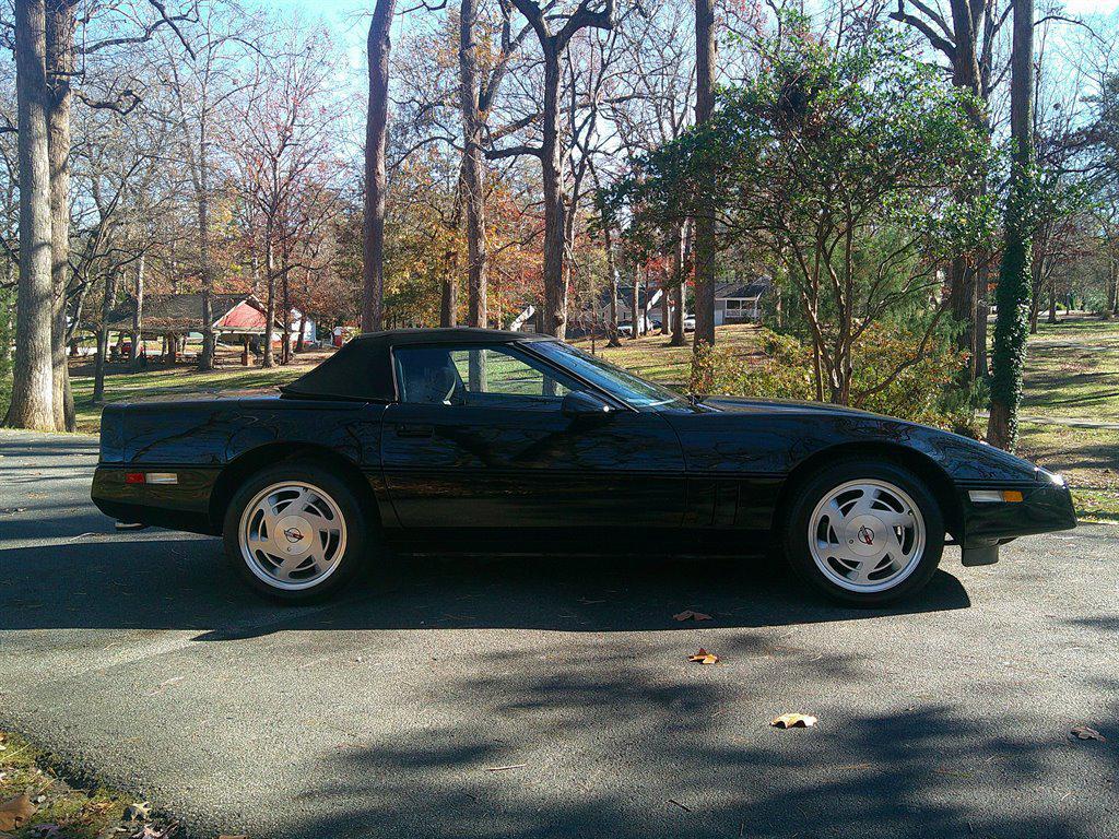 used 1989 Chevrolet Corvette car, priced at $15,000