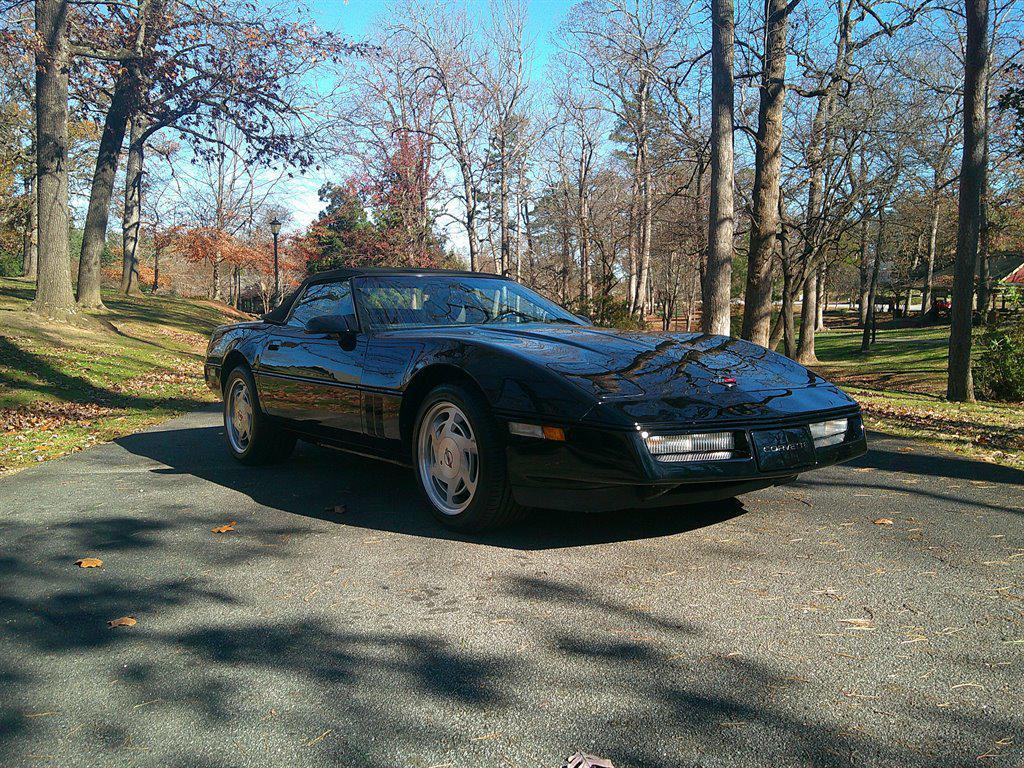 used 1989 Chevrolet Corvette car, priced at $15,000