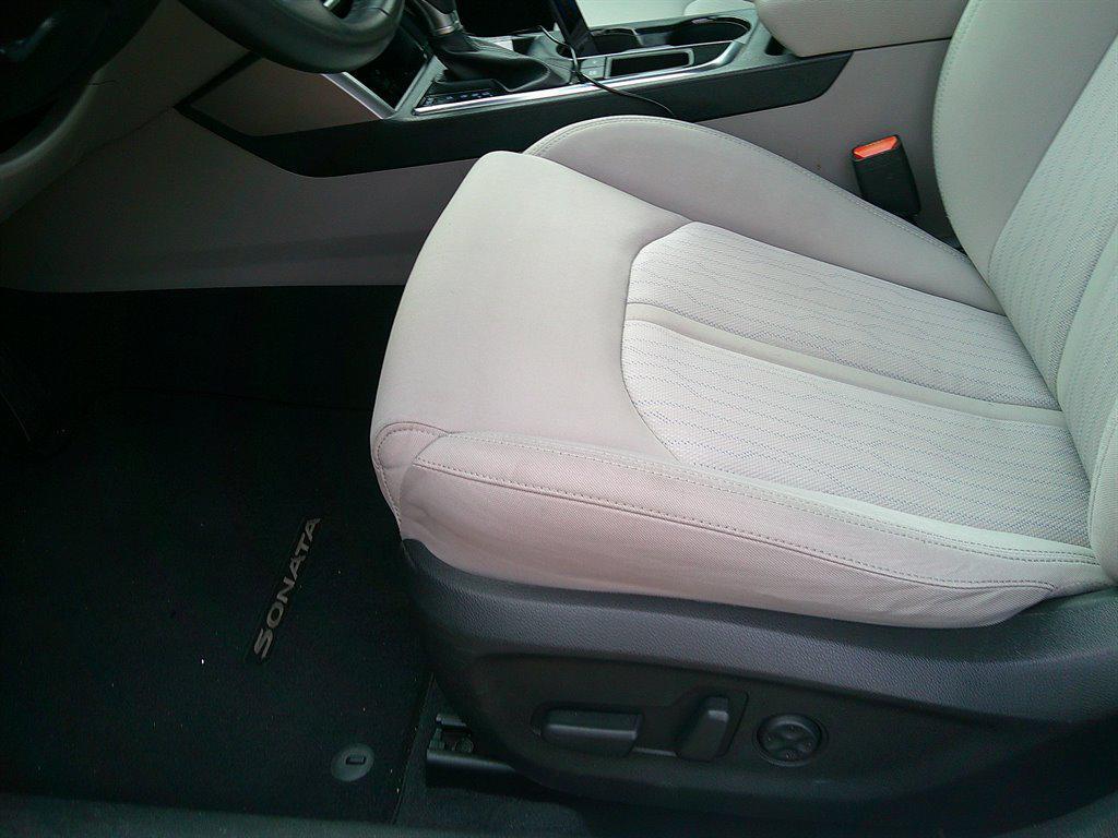 used 2017 Hyundai Sonata Plug-In Hybrid car, priced at $16,900