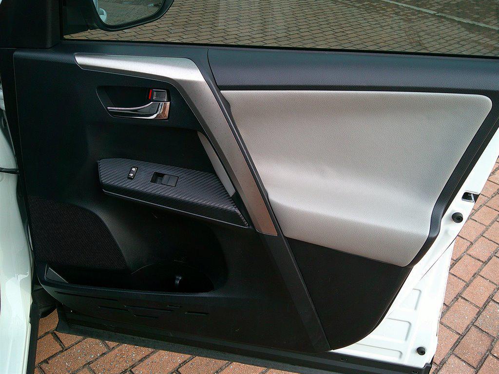 used 2015 Toyota RAV4 car, priced at $16,995