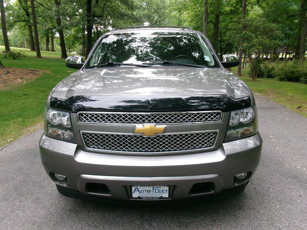 used 2012 Chevrolet Avalanche car, priced at $21,995