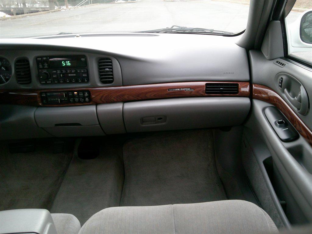used 2000 Buick LeSabre car, priced at $8,995