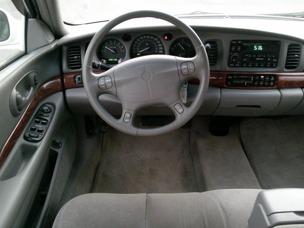 used 2000 Buick LeSabre car, priced at $8,995