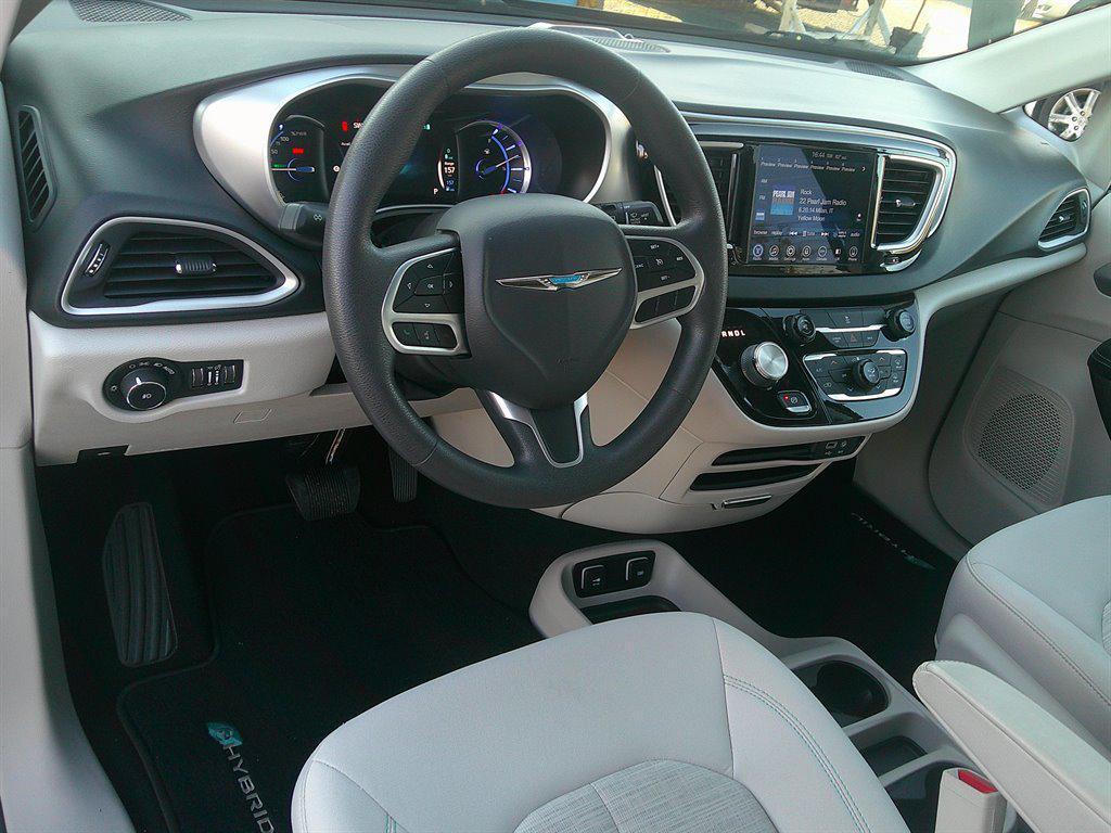 used 2017 Chrysler Pacifica Hybrid car, priced at $24,995
