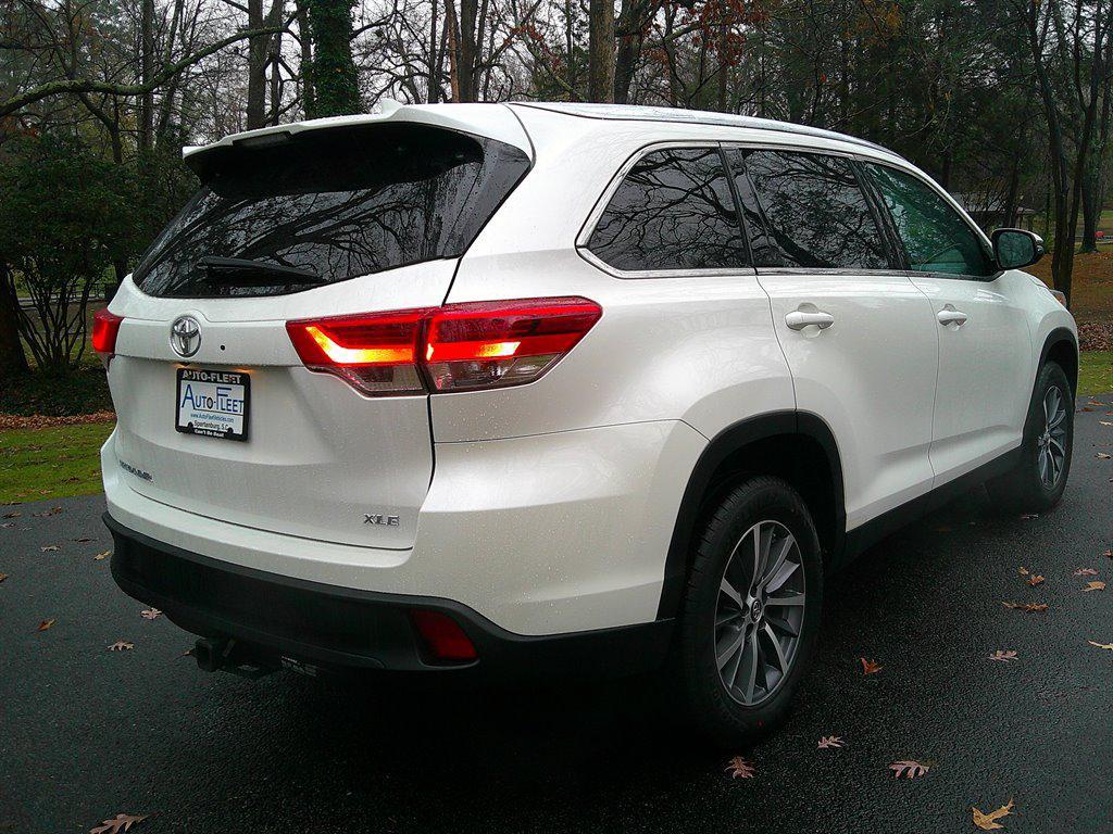 used 2019 Toyota Highlander car, priced at $24,995