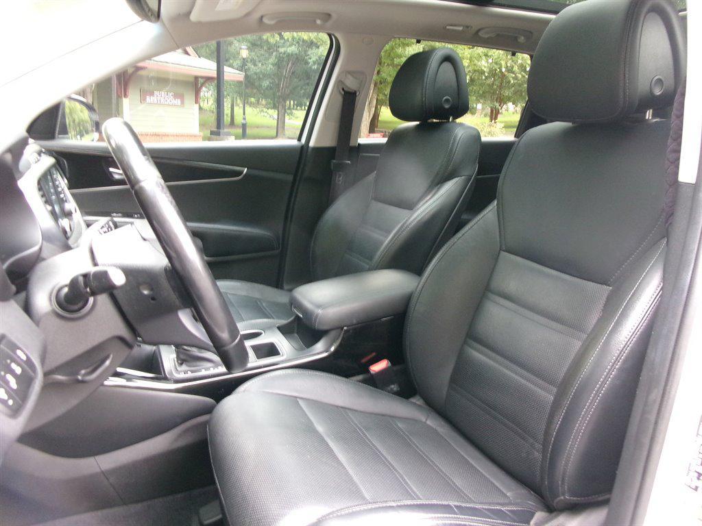 used 2016 Kia Sorento car, priced at $11,995