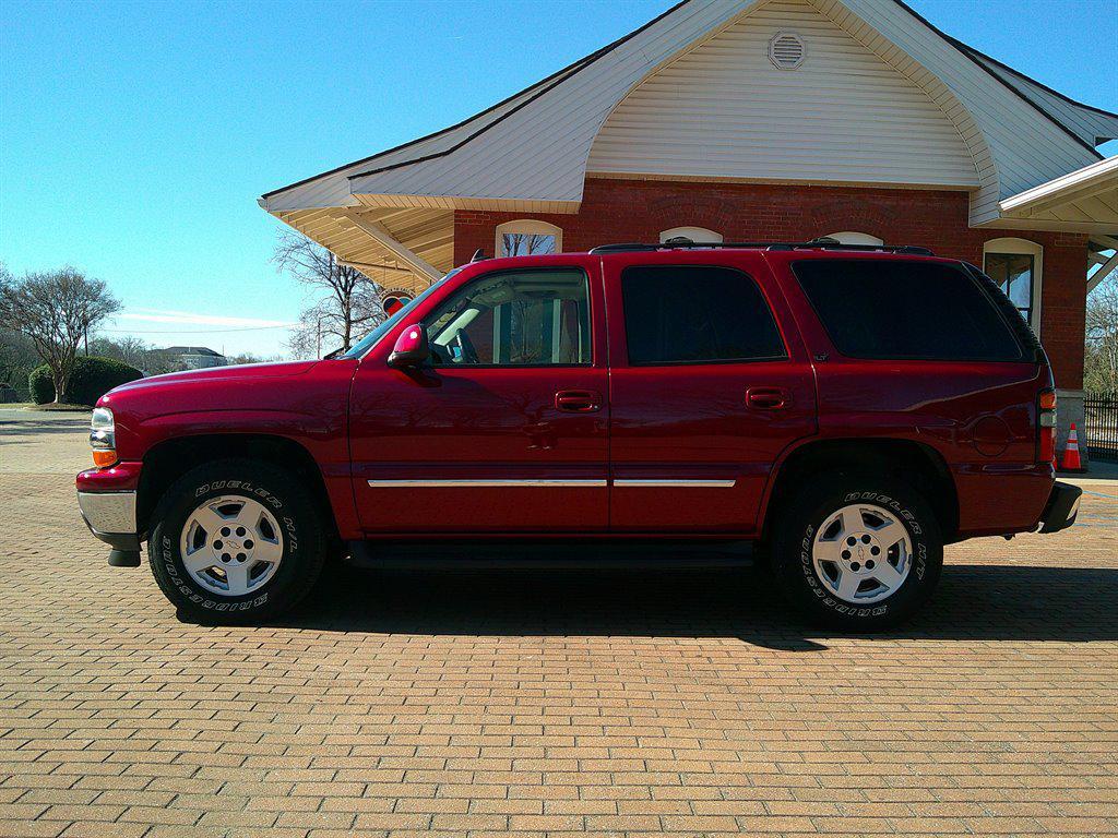 used 2006 Chevrolet Tahoe car, priced at $15,000