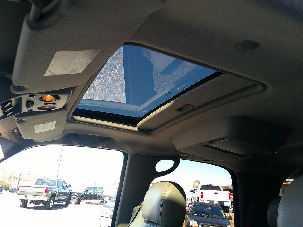 used 2006 Chevrolet Tahoe car, priced at $15,000