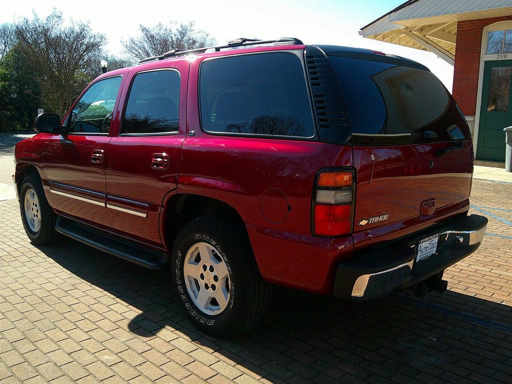 used 2006 Chevrolet Tahoe car, priced at $15,000