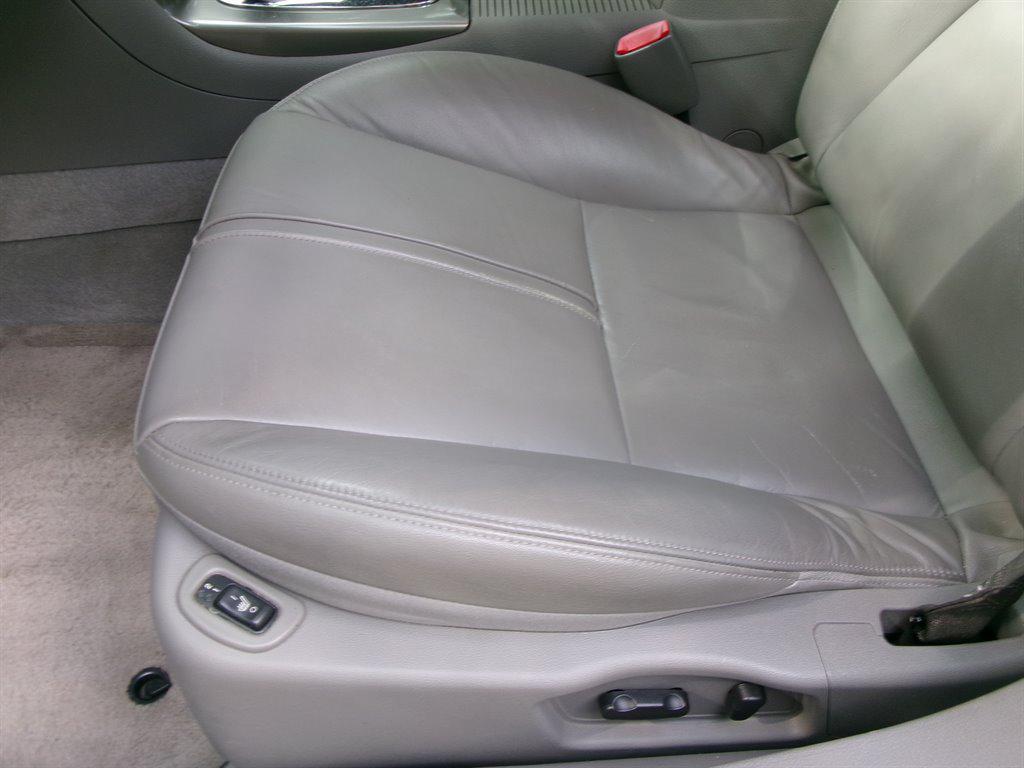 used 2009 Saturn Aura car, priced at $8,995