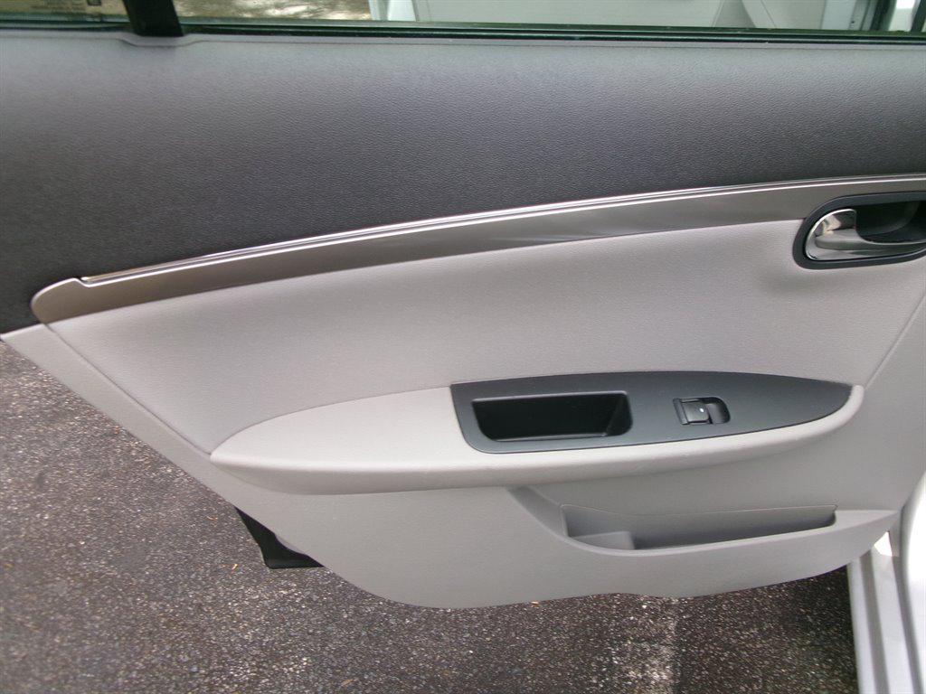 used 2009 Saturn Aura car, priced at $8,995