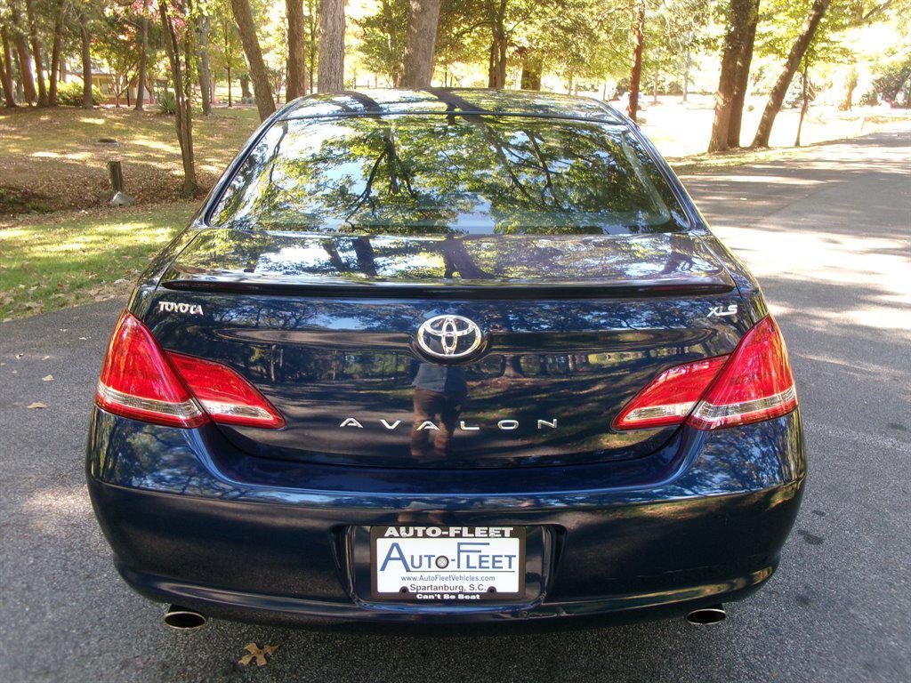 used 2006 Toyota Avalon car, priced at $8,995