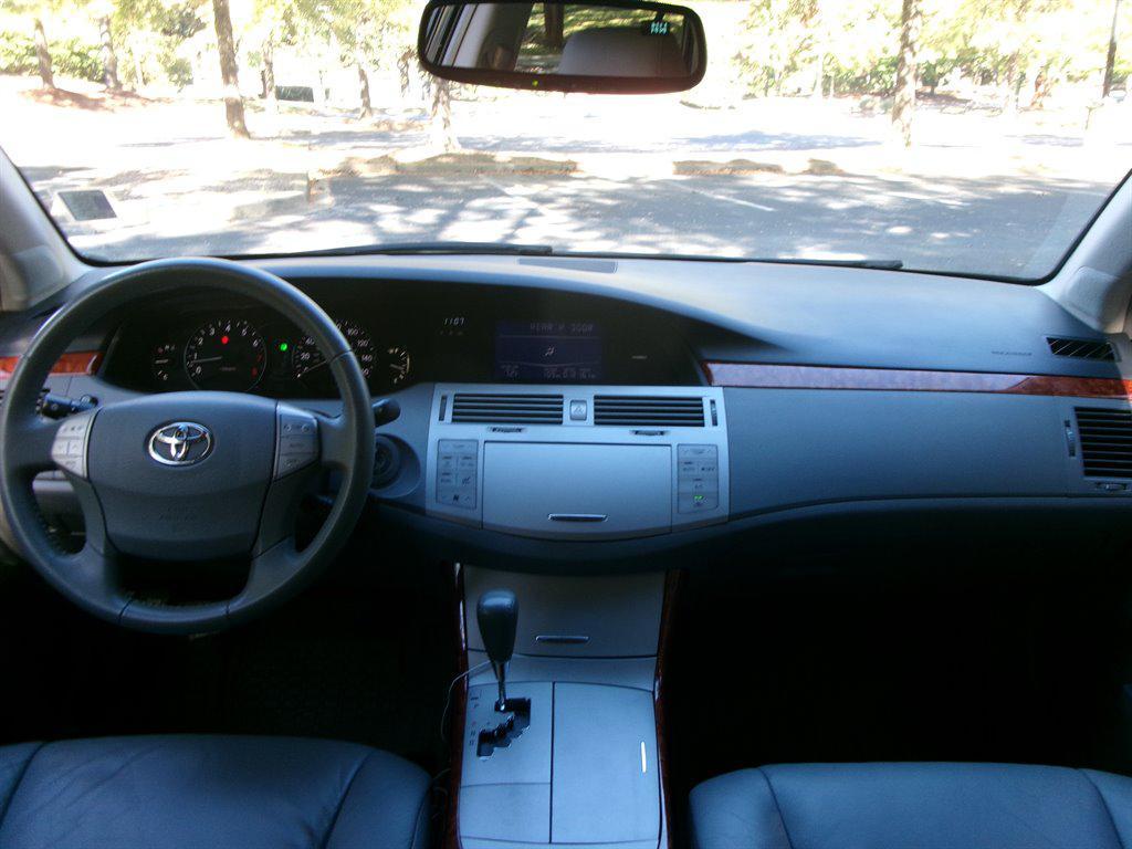 used 2006 Toyota Avalon car, priced at $8,995