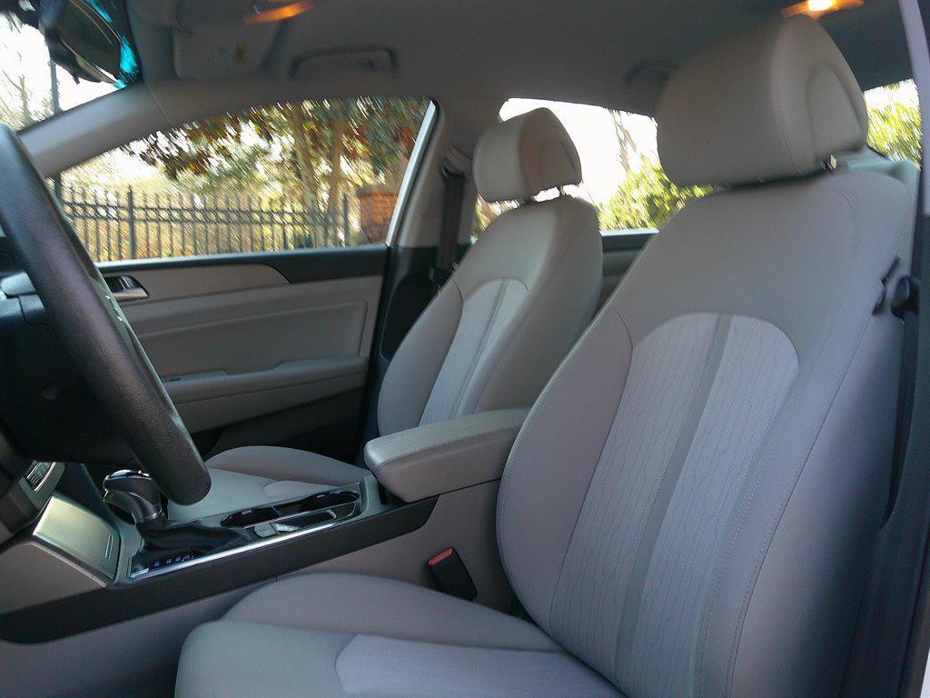 used 2016 Hyundai Sonata Hybrid car, priced at $12,995