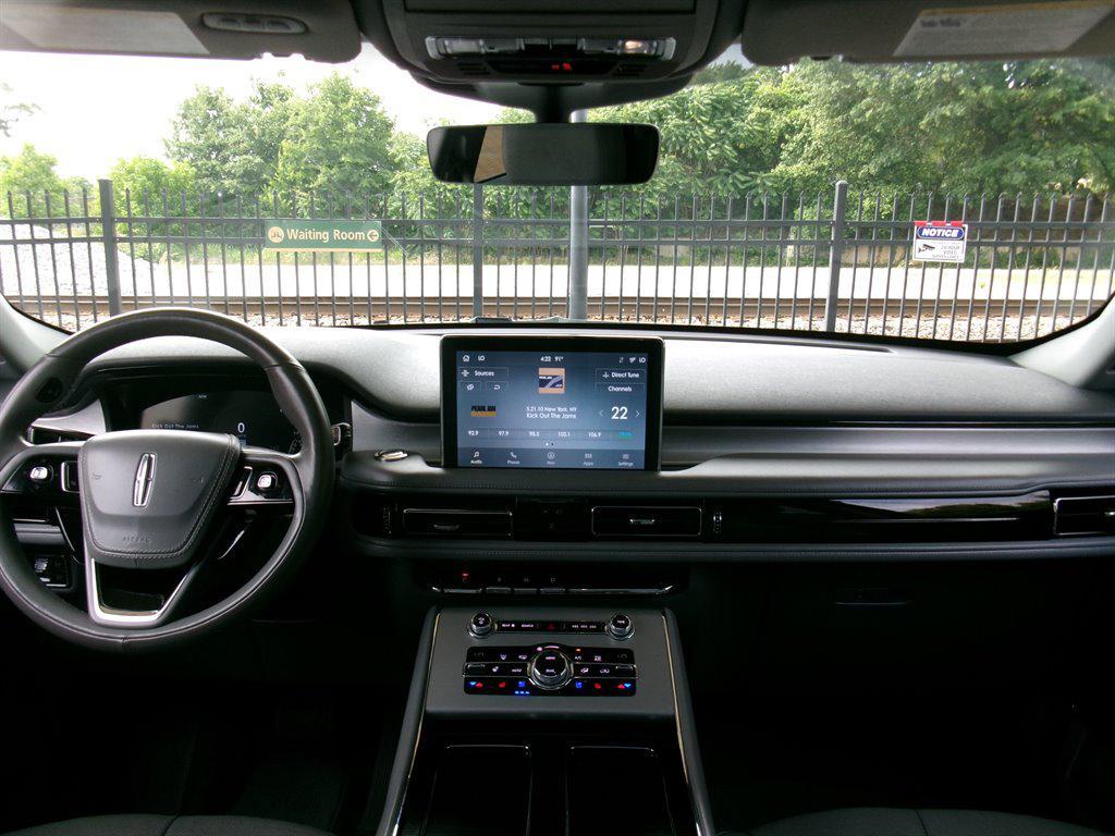 used 2020 Lincoln Aviator car, priced at $29,995